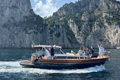 Boat Futura 38 Tour on the Gulf of Naples Including the Islands