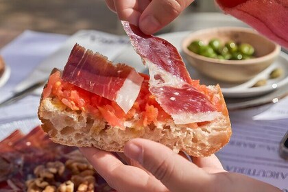 Traditional Spanish Breakfast Experience in Seville
