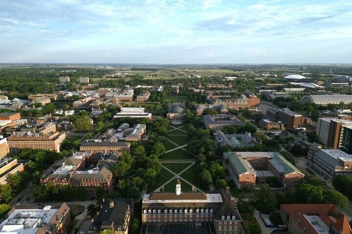The Great Quest in Illinois University Scavenger Hunt