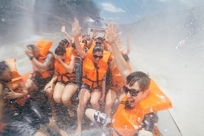 Macuco Safari Boat with Transfer
