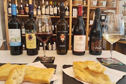 5 Ligurian Wines with Pesto and Focaccia and Cheese