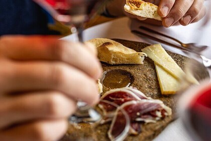 Soul of Tuscany in Tasting Five Cheeses