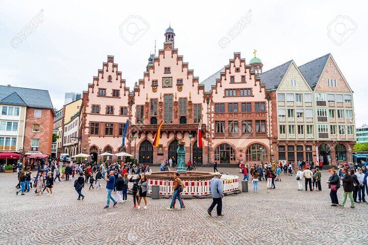 10 Hour Private City and Shopping Tour in Frankfurt