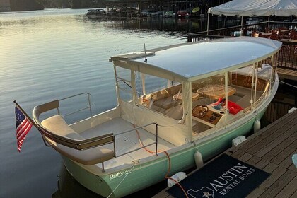 1 Hour Private Electric Duffy Cruise on Lake Austin