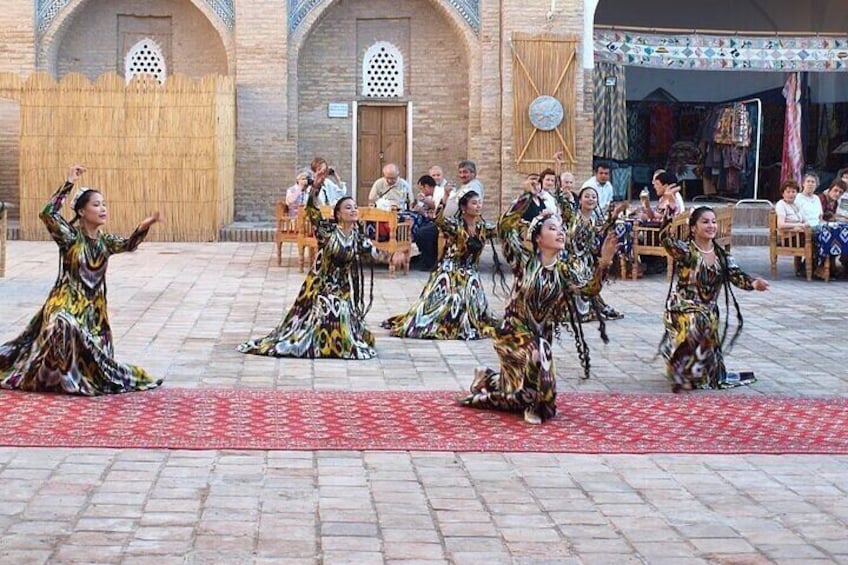 Folklore Bukhara