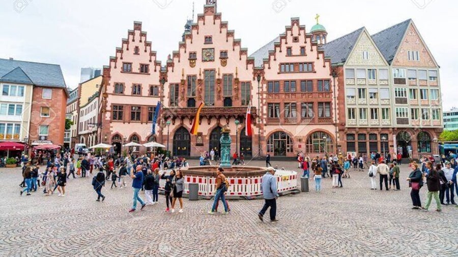 12 Hour Private City and Shopping Tour in Frankfurt