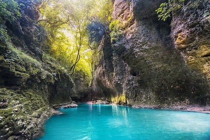 Group Tour Martvili Canyon, Prometheus Cave & Kutaisi Exploration