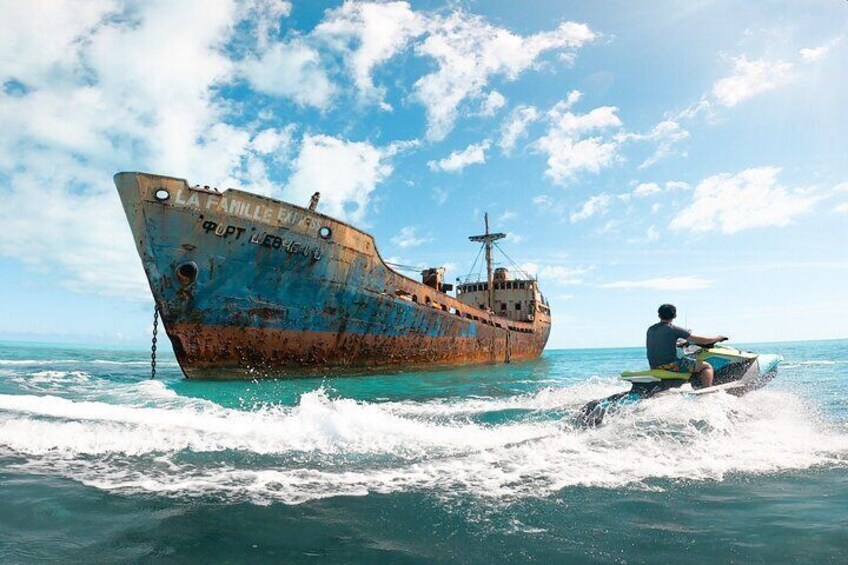 Private Jet Ski Abandoned Shipwreck Tour