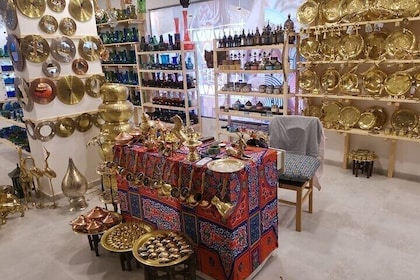 VIP Private Shopping Tour with Guide & Transport – Hurghada