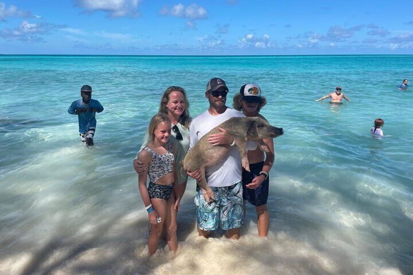 Private Swim With Pigs and Snorkeling in Paradise Tour
