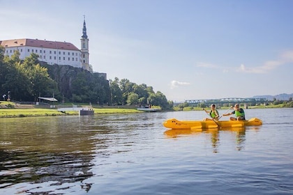 Canoeing on the Elbe river Děčín to Schmilka