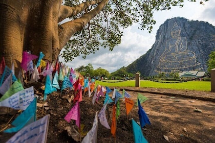 Pattaya: Private Full Day Top Attractions Luxury Tour