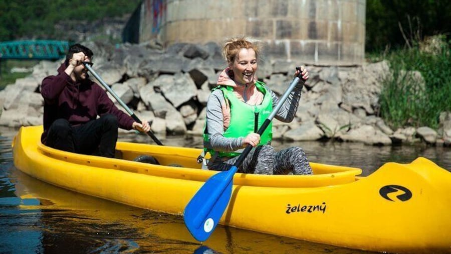 Canoeing makes people happy