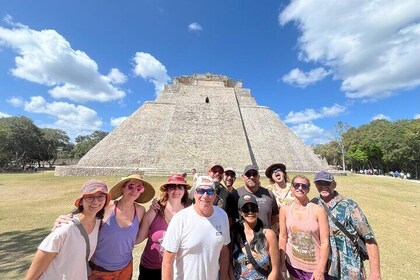 Uxmal Cultural and Gastronomic Tour and Cocoa Museum