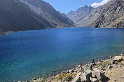 Excursion to the Inca Lagoon and Sanchez de Loria Vineyard