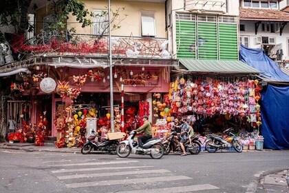 Hanoi Street Photography Experience