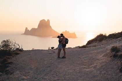 Es Vedrà Hiking Adventure with Stunning Views