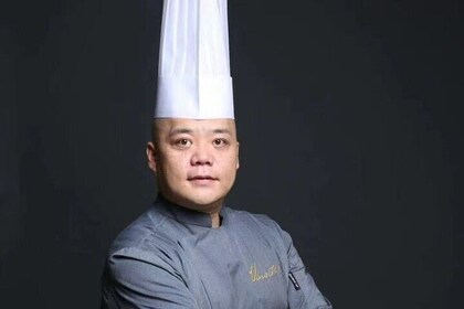 Experience Award-Winning Chef Johnny's Vino Chef Steakhouse