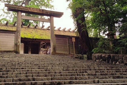 Ise: Express Tour of Japan’s Most Sacred Shrine