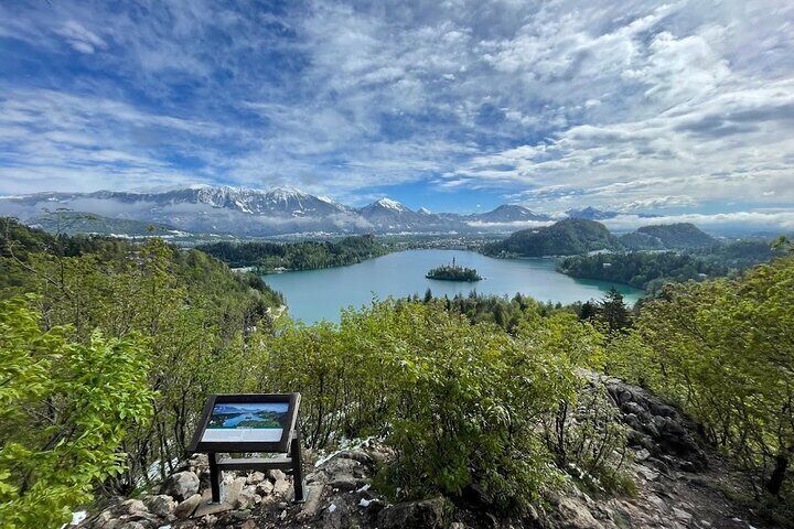 Visit of Lake Bled with Rafting Included