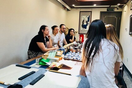 Traditional Chinese Tea Ceremony Experience