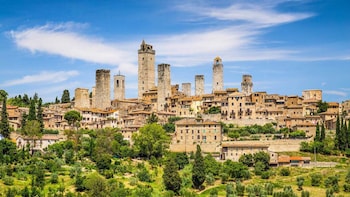 Siena and San Gimignano Private Day Trip from Rome