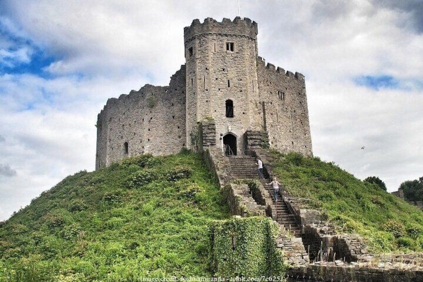 Visit Cardiff on a Guided, Private Tour