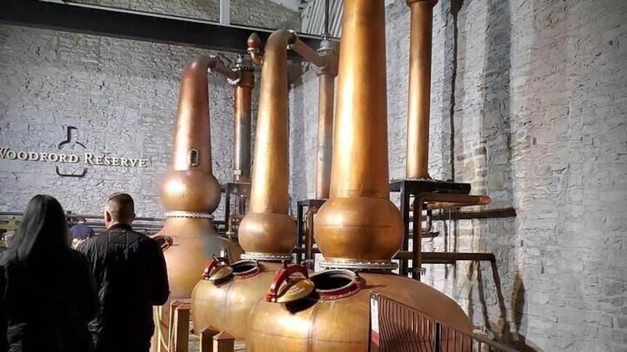 Buffalo Trace,Four Roses,Woodford,Bulleit Frontier/Stitzel, Castle&Key or Jeptha