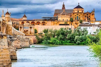 Mosque-Cathedral of Cordoba Guided Tour Skip the Line & Ticket