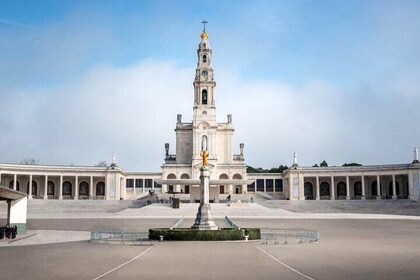 Private Eco Tour to Fátima Via Electric Car