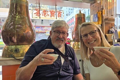Tailor Made Art and Food Private Tour in Hong Kong