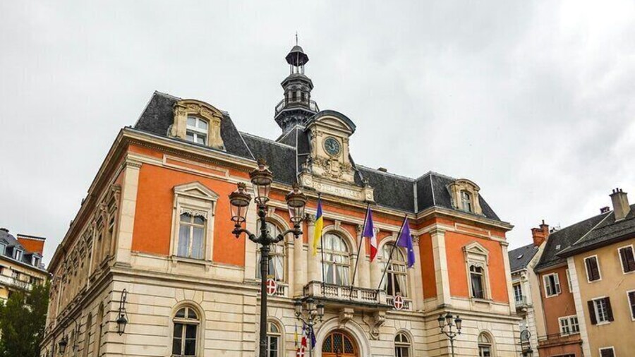 Best Intro to Chambéry in 2 hours with a Local