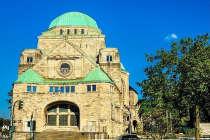 Best Intro to Essen in 2 hours with a Local