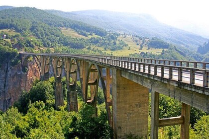 Shared Day Trip in Durmitor and Tara in Montenegro