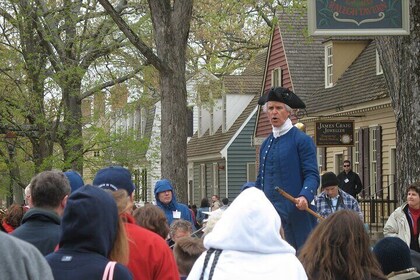 Colonial Contradictions Self Guided Walking Tour of Williamsburg
