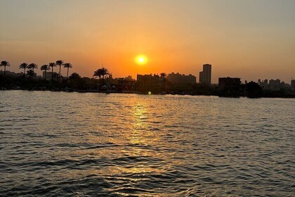 Sunset Felucca on the Nile & Professional Photo Session in Cairo