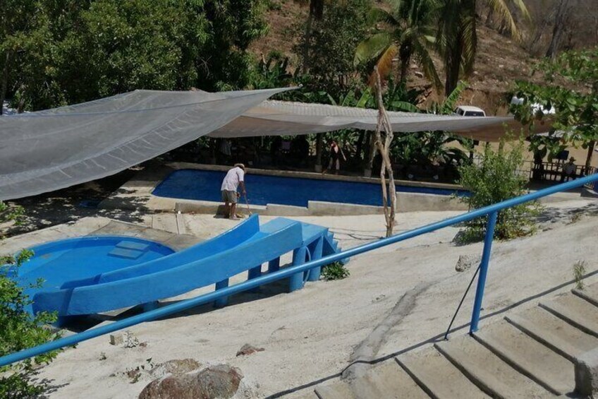 Hot Springs Water Visiting Dos Arroyos Guerrero.