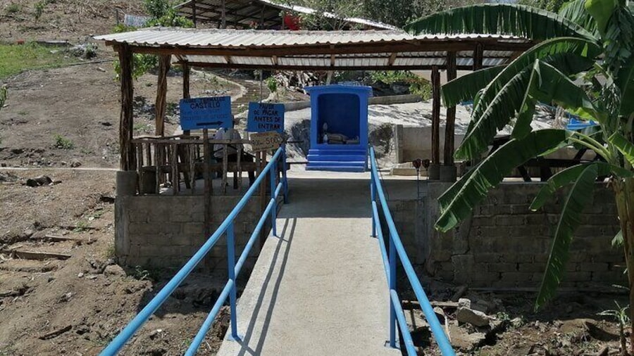 Hot Springs Water Visiting Dos Arroyos Guerrero.