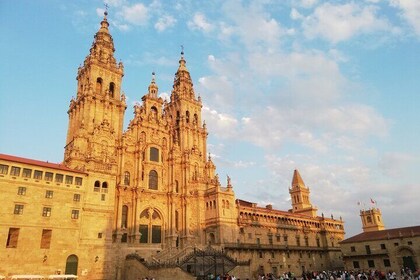 Tour POR the Hidden Santiago