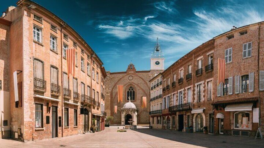 Best Intro to Perpignan in 2 hours with a Local