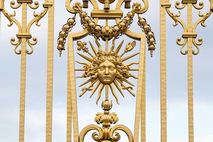 Versailles Palace and Gardens Private Experience