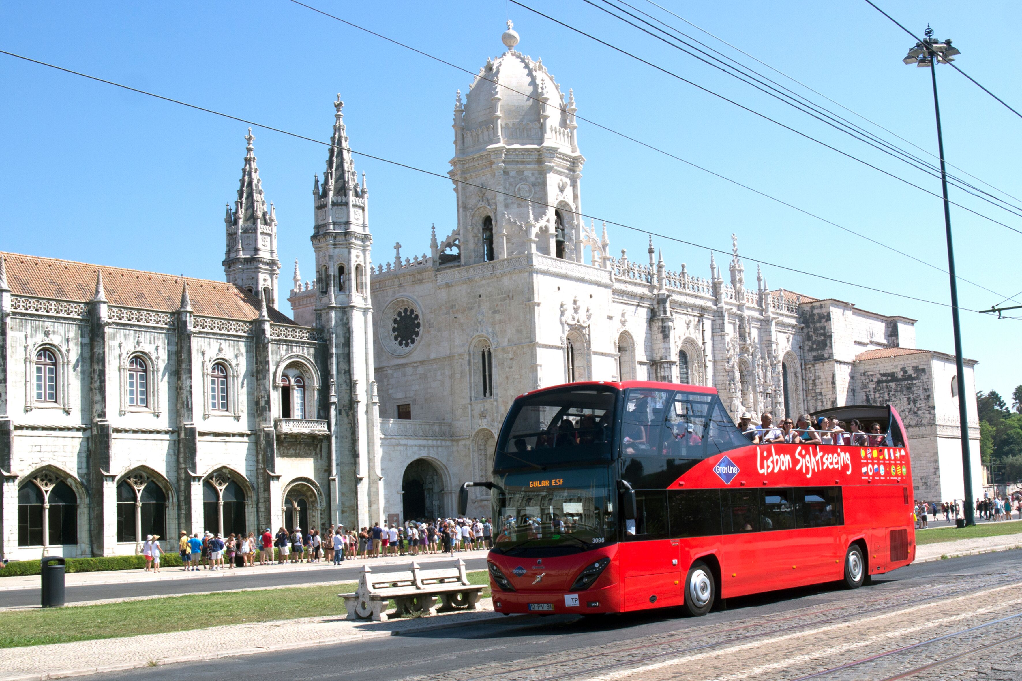 lisbon travel hop on hop off