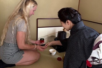 Experience Matcha Tea in an Authentic Teahouse in Kamakura