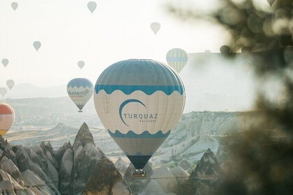 Fahrt mit dem Heißluftballon über den Goreme-Nationalpark