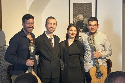 Intimate Fado Show in the Historic Fado District