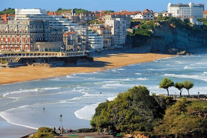 Best Intro to Biarritz in 2 hours with a Local