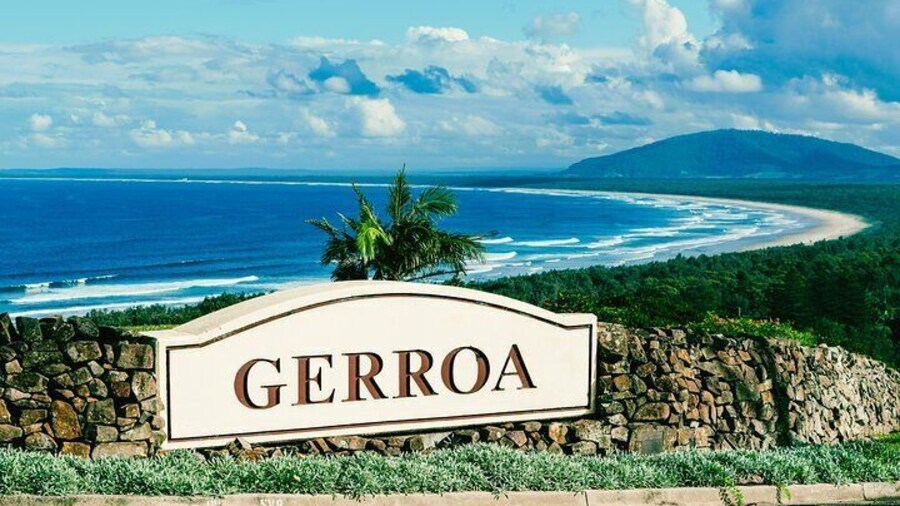 Shoalhaven beach near Gerroa