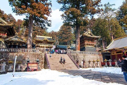 Tokyo Nikko Day Trip: Toshogu Shrine, Lake Chuzenji & Kegon Falls