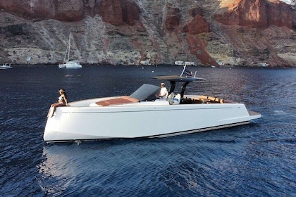 Private Yacht Tour in Santorini (White) - Open Bar&Transfers