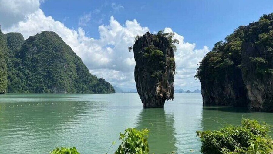 Khaolak Half Day: Phang Nga Bay, Tapu Island & Panyi Village Tour